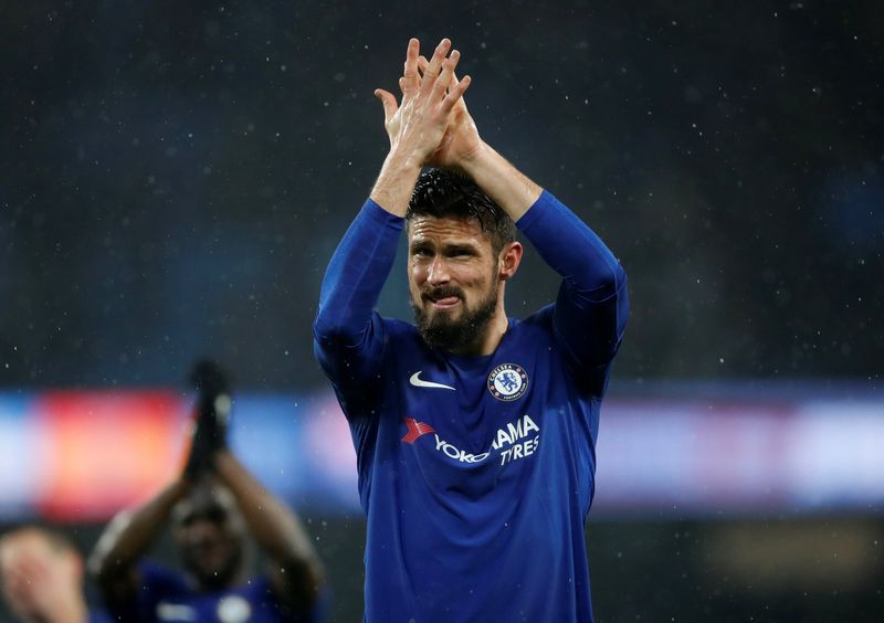 Chelseau00e2u20acu2122s Olivier Giroud applauds fans after their Premier League match against Manchester City at Etihad Stadium, Manchester, March 4, 2018. u00e2u20acu201d Reuters pic