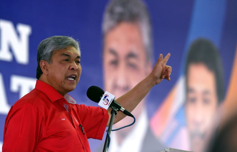 Datuk Seri Ahmad Zahid Hamidi speaks at an Umno-organised programme at Taman Satria in Seremban March 13, 2018. u00e2u20acu2022 Bernama pic