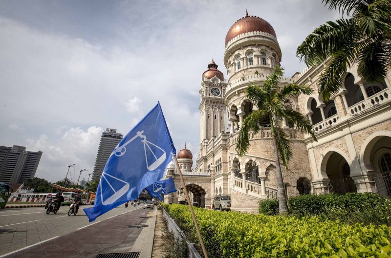 Barisan Nasional flags are seen at Dataran Merdeka in Kuala Lumpur March 21, 2018. u00e2u20acu2022 Picture by Firdaus Latif