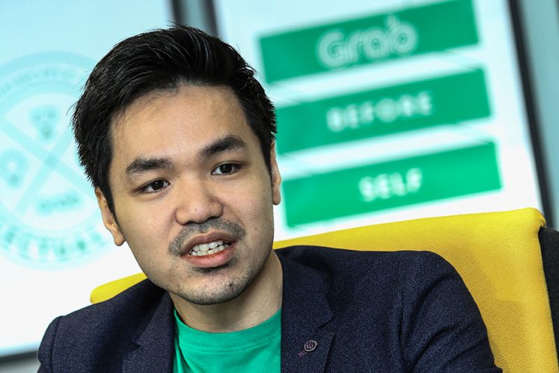 Grab Malaysia Country Head Sean Goh speaks to reporters in Petaling Jaya on March 29, 2018. u00e2u20acu201d Picture by Miera Zulyana