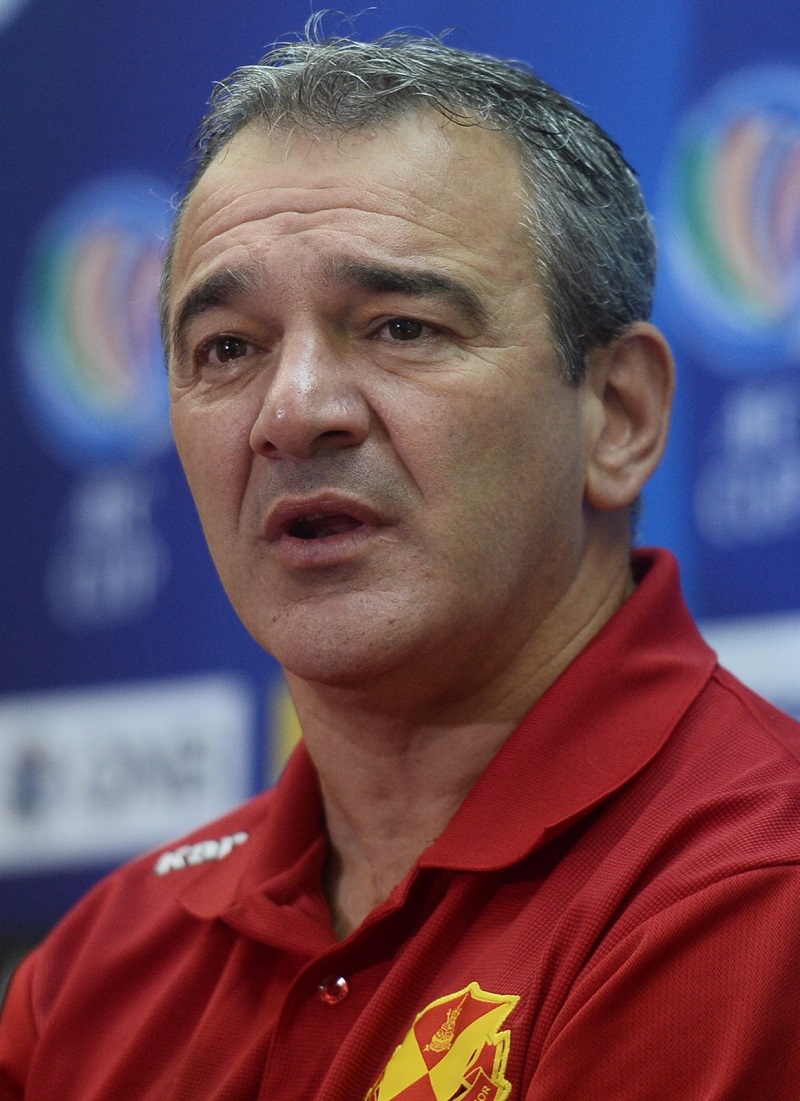 Selangor head coach Mehmet Durakovic. u00e2u20acu201d Picture by Razak Ghazali