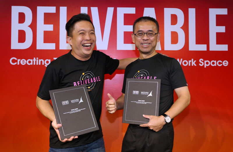 CO3 CEO Yong Chen Hui (left) and managing director/CEO Medini James Tee during the signing ceremony in Puchong March 17, 2018. u00e2u20acu201d Picture by Zuraneeza Zulkifli