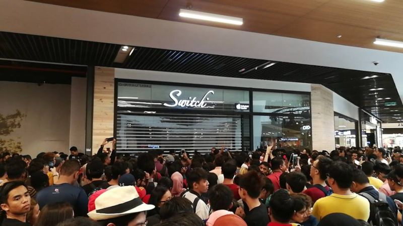 Police had to be called in when Switch closed for the day after it was unable to cope with the number of people that showed up. u00e2u20acu2022 Picture via Facebook/Switch 