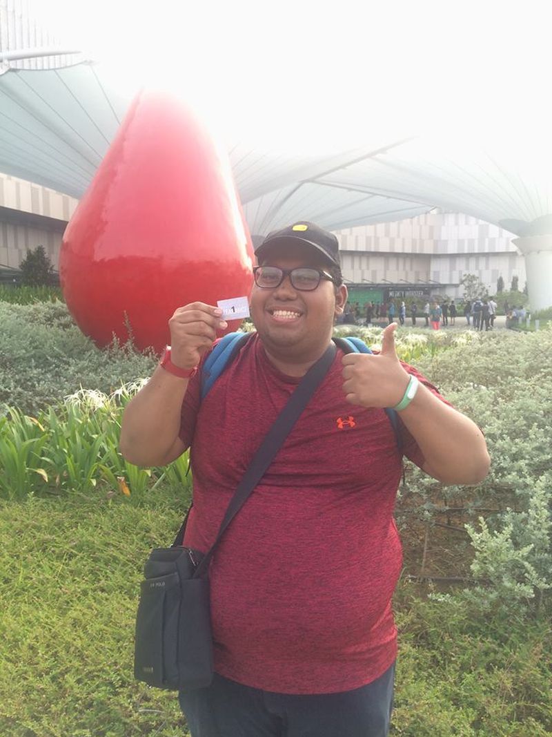 First to show up, Haziq Jamaludin from Bangi said he queued for a total of 19 hours for the Friday morning sale.