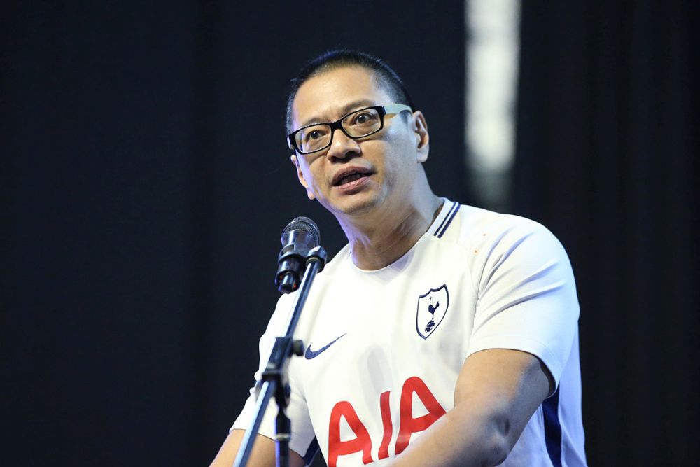 Azmi Sharom speaks at the Jalur Gemilang Patriotic Forum at MIECC Seri Kembangan April 21, 2018. — Picture by Azinuddin Ghazali