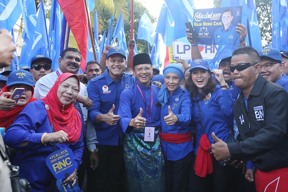 Barisan Nasionalu00e2u20acu2122s Datuk SeriRaja Nong Chik Zainal Abidin arrives at the nomination centre in Lembah Pantai APril 28, 2018. u00e2u20acu201d Picture by Azinuddin Ghazali