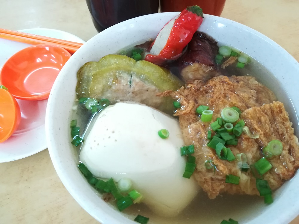 Family Hakka Yong Tau Foo is another family-run enterprise popular in the USJ area. 