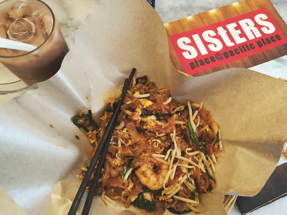Sister’s Place’s seafood-laden ‘char kuey teow‘ is worth the price you pay for it.