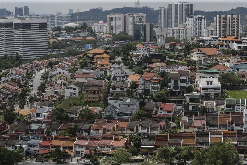 Just because they live in Kuala Lumpur and have had an overseas education does not mean the Malay voters here are not concerned about religion. — File pic