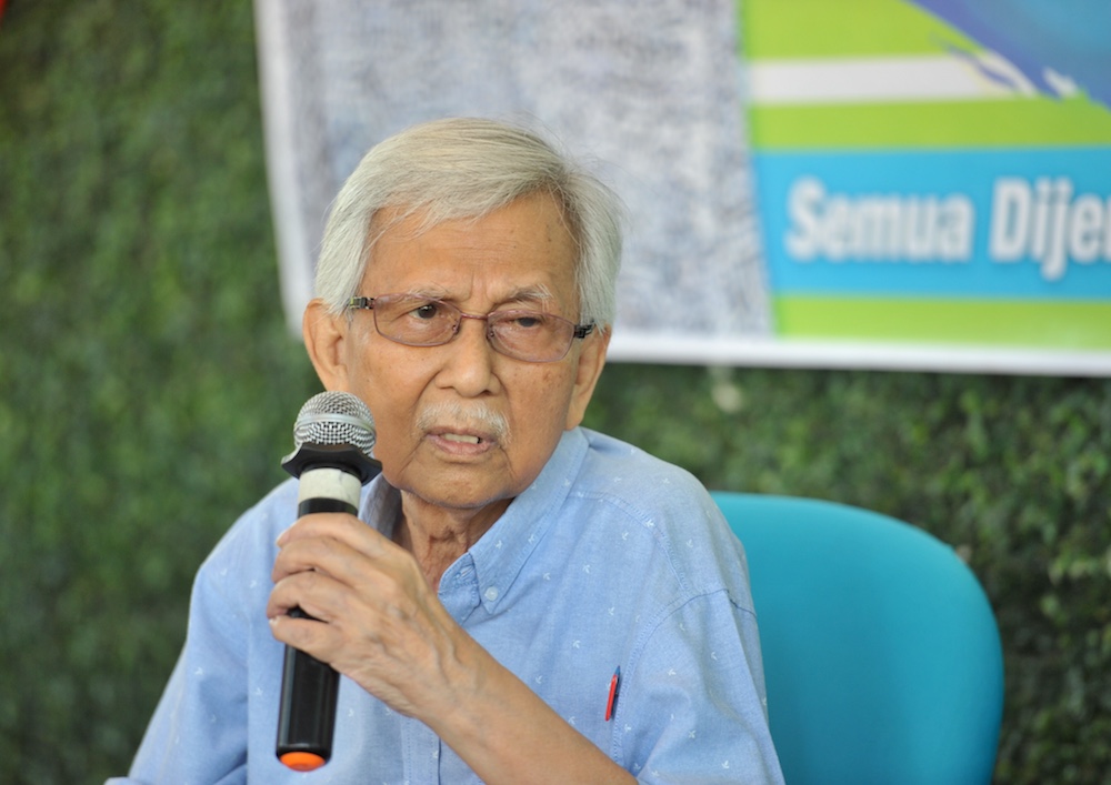 Former finance minister Tun Daim Zainuddin said he is the one who made Najib a minister, May 6, 2018. u00e2u20acu201d Picture by KE Ooi