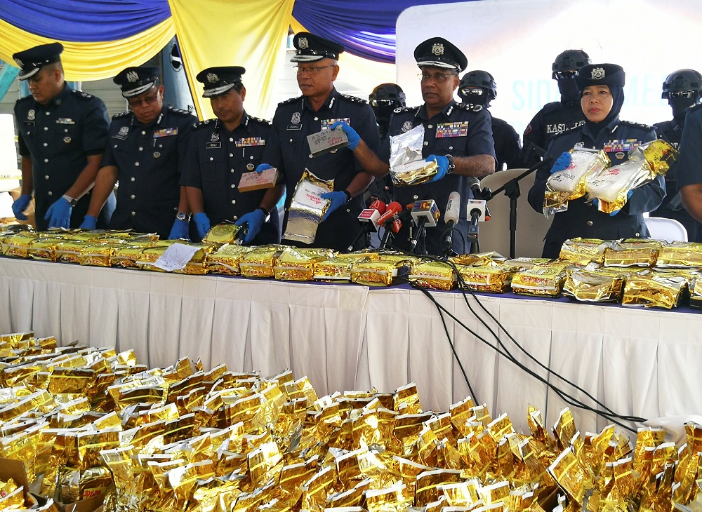 Malaysian Customs display 1187kg of Methamphetamine worth RM71 million seized during a news conference in Nilai May 28, 2018. u00e2u20acu201d Reuters pic