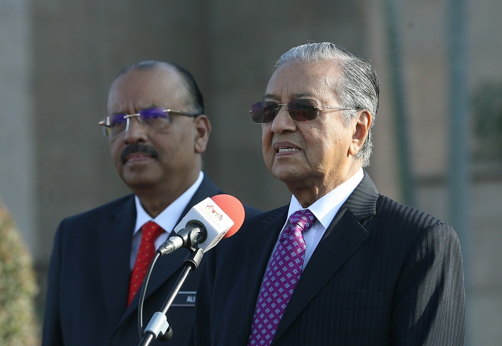 Prime Minister Tun Dr Mahathir Mohamad speaks to workers from the Prime Ministeru00e2u20acu2122s Department for the first time since winning the 14th general election, in Putrajaya May 21, 2018. u00e2u20acu201d Picture by Razak Ghazalinn