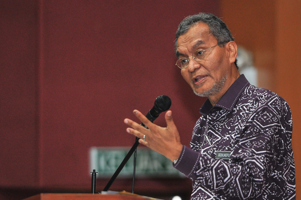 Health Minister Dzulkefly Ahmad speaks during press conference after launching the World No Tobacco Day event in UPM Serdang May 31, 2018. u00e2u20acu201d Picture by Shafwan Zaidon