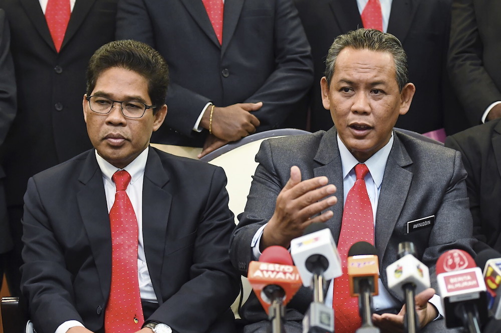Negri Sembilan Mentri Besar Aminuddin Harun speaks during a news conference in Seremban May 24, 2018. u00e2u20acu201d Bernama pic