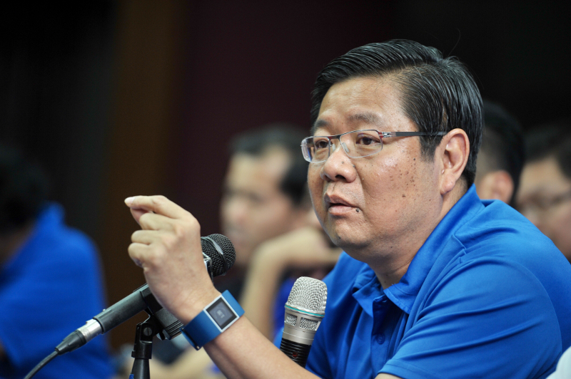 Teng Chang Yeow speaks to the media during a press conference in Penang May 7, 2018. u00e2u20acu201d Picture by KE Ooi