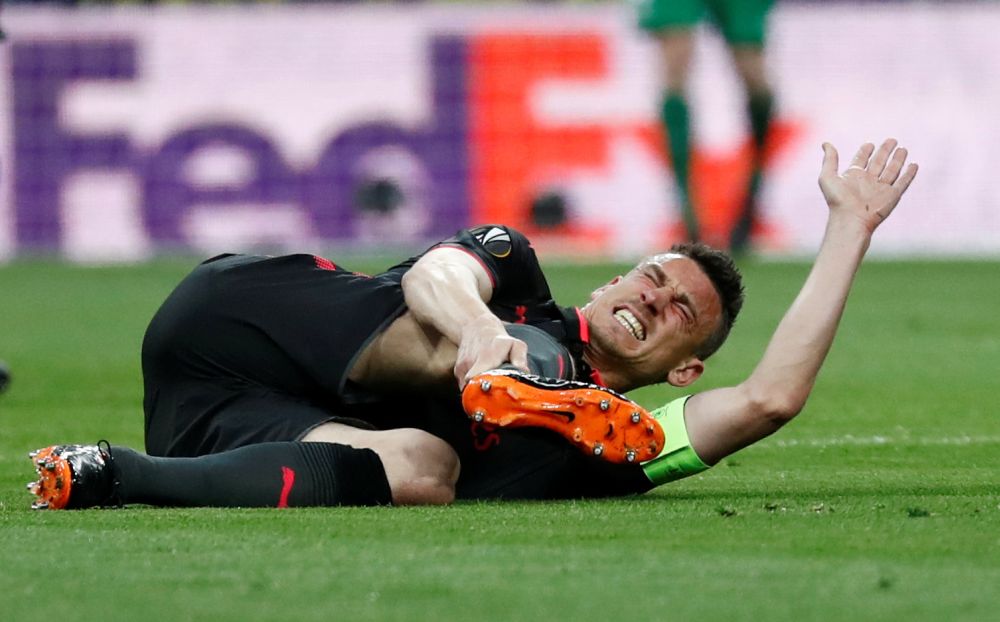 Arsenal's Laurent Koscielny reacts after sustaining an injury during the game against Atletico Madrid, May 4, 2018. u00e2u20acu2022 Reuters pic
