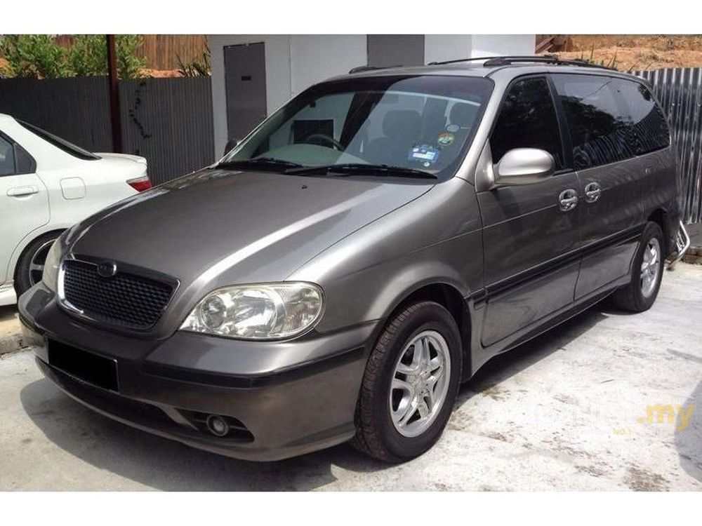 The Naza Ria GS MPV was launched in 2003. ― Picture via Carlist.my