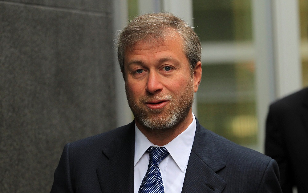 Russian billionaire and owner of Chelsea football club Roman Abramovich arrives at Commercial Court in London January 19, 2012. u00e2u20acu201d Reuters pic