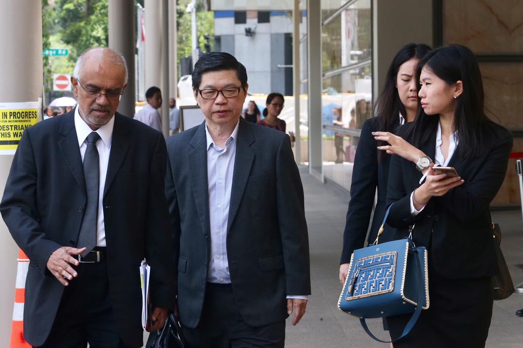 Wee Teong Boo (centre) seen at the Supreme Court on April 30, 2018. u00e2u20acu201d TODAY pic