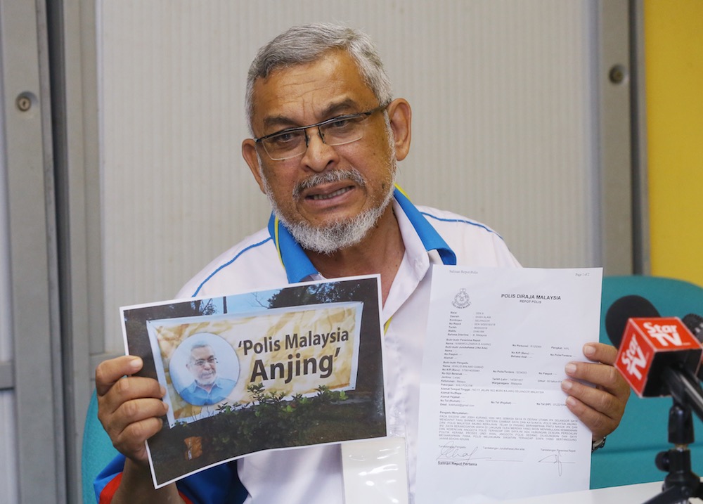 Khalid Samad speaks at a press conference in Shah Alam, May 7, 2018. u00e2u20acu201d Picture by Zuraneeza Zulkifli