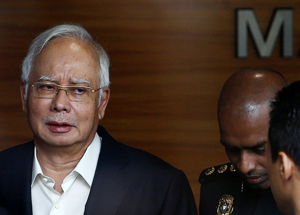 Datuk Seri Najib Razak arrives to give a statement to the Malaysian Anti-Corruption Commission (MACC) in Putrajaya May 24, 2018. u00e2u20acu201d Reuters pic
