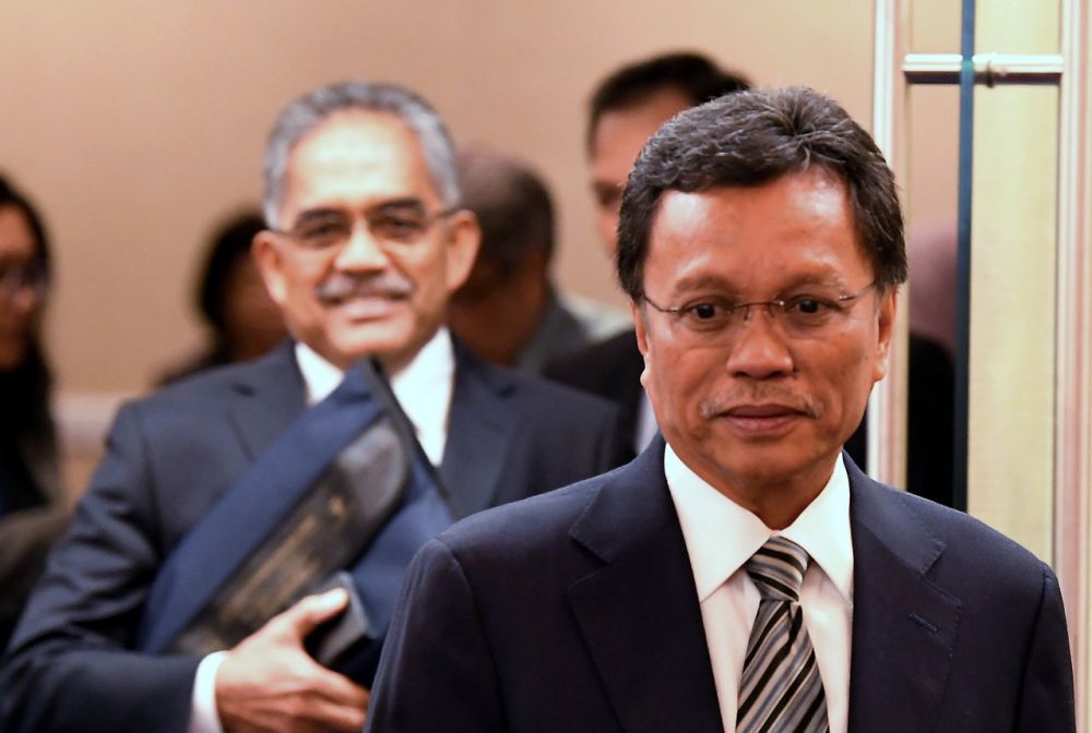 Sabah Chief Minister Datuk Seri Mohd Shafie  Apdal (right) says an annual report would be made on the KPI evaluation of every ministry. u00e2u20acu2022 Bernama pic