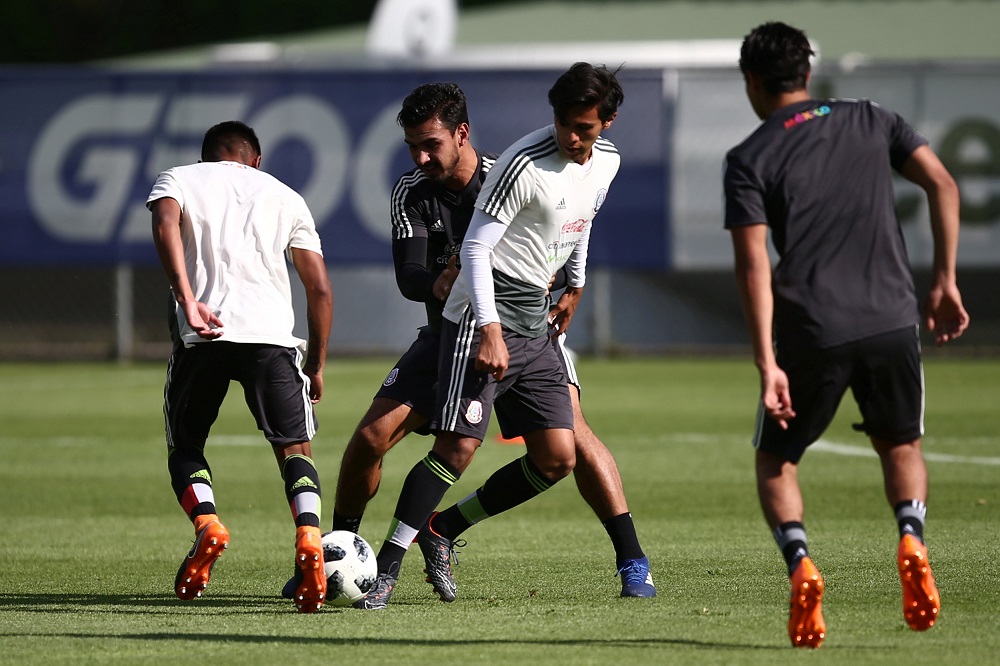 Mexicou00e2u20acu2122s players attend a training session in Mexico City May 17, 2018. u00e2u20acu201d Reuters pic