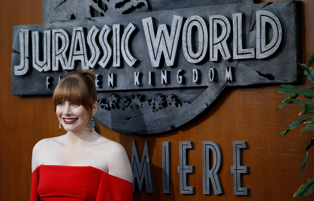 Bryce Dallas Howard poses at the premiere of u00e2u20acu02dcJurassic World: Fallen Kingdomu00e2u20acu2122 in Los Angeles June 12, 2018. u00e2u20acu201d Reuters pic