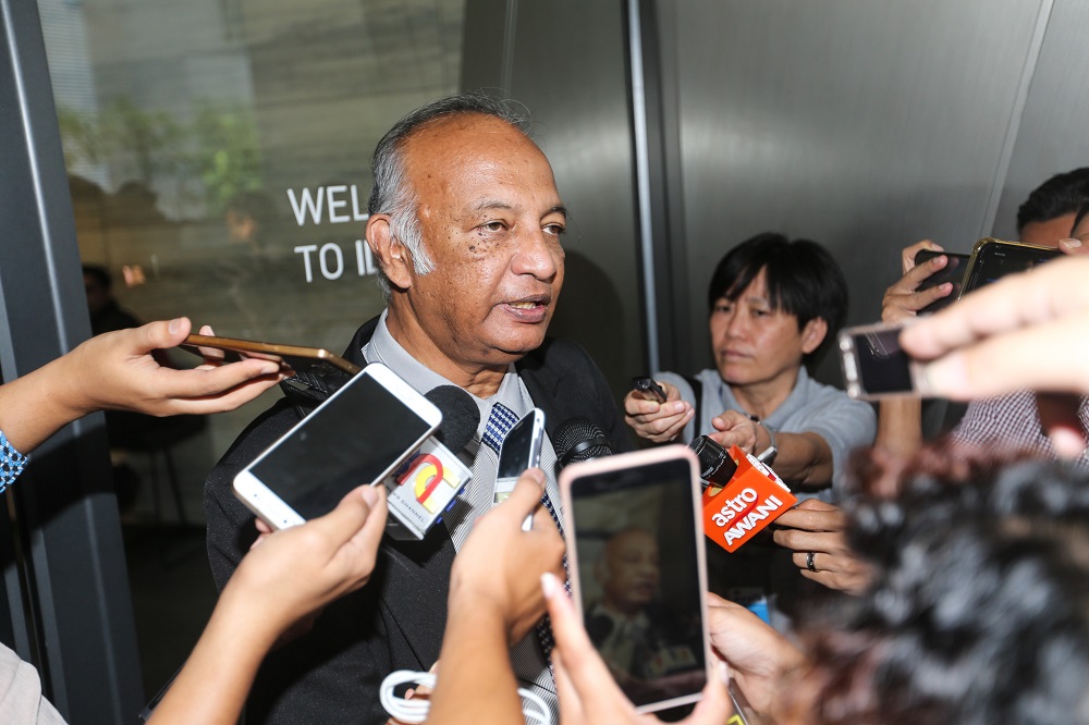 Fomca CEO Datuk Paul Selvaraj speaks to reporters outside the Ilham Tower in Kuala Lumpur June 5, 2018. u00e2u20acu201d Picture by Ahmad Zamzahurinn