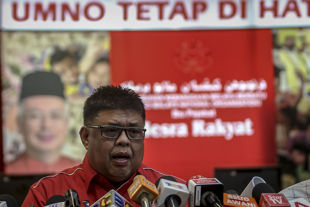 Umno executive secretary Datuk Seri Ab Rauf Yusoh speaks during the press conference in Kuala Lumpur June 17, 2018. u00e2u20acu201d Picture by Hari Anggara