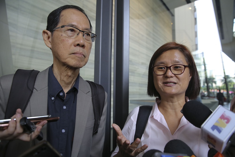 Penang Forum steering committee members, Lim Mah Hui (left) and Khoo Salma Nasution (right), speak to reporters at Ilham Tower in Kuala Lumpur June 22, 2018. u00e2u20acu201d Picture by Yusof Mat Isa