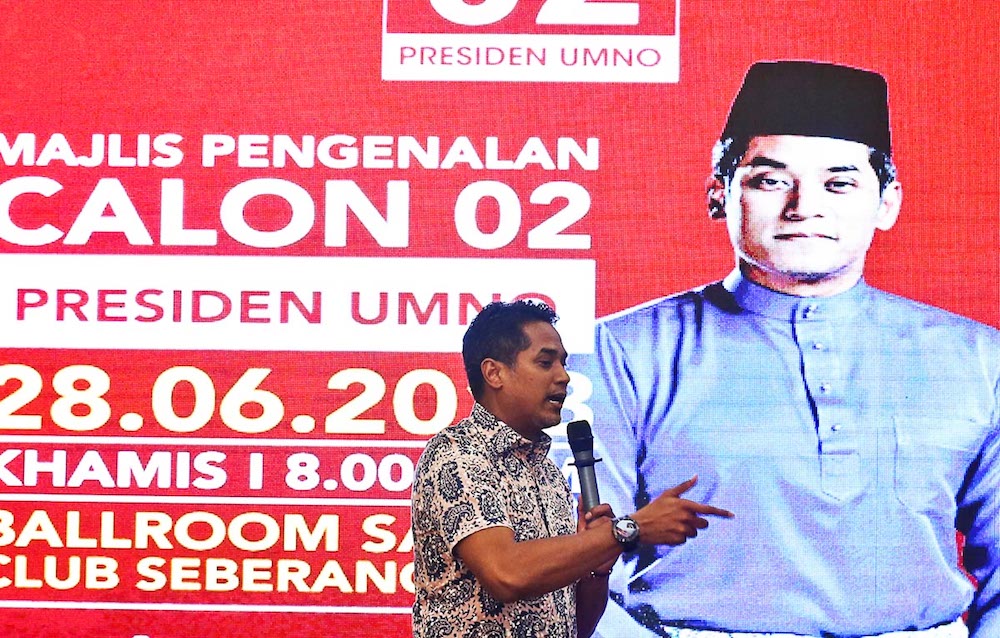 Some analysts felt that Khairy Jamaluddin’s journey in Umno has yet to come to an end. — Picture by Sayuti Zainudin