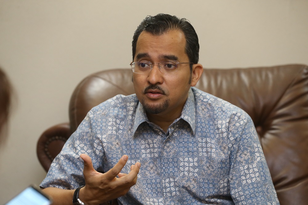 Umno Youth chief Datuk Asyraf Wajdi Dusuki speaks to Malay Mail during an interview in Petaling Jaya June 29, 2018. u00e2u20acu201d Picture by Zuraneeza Zulkifli