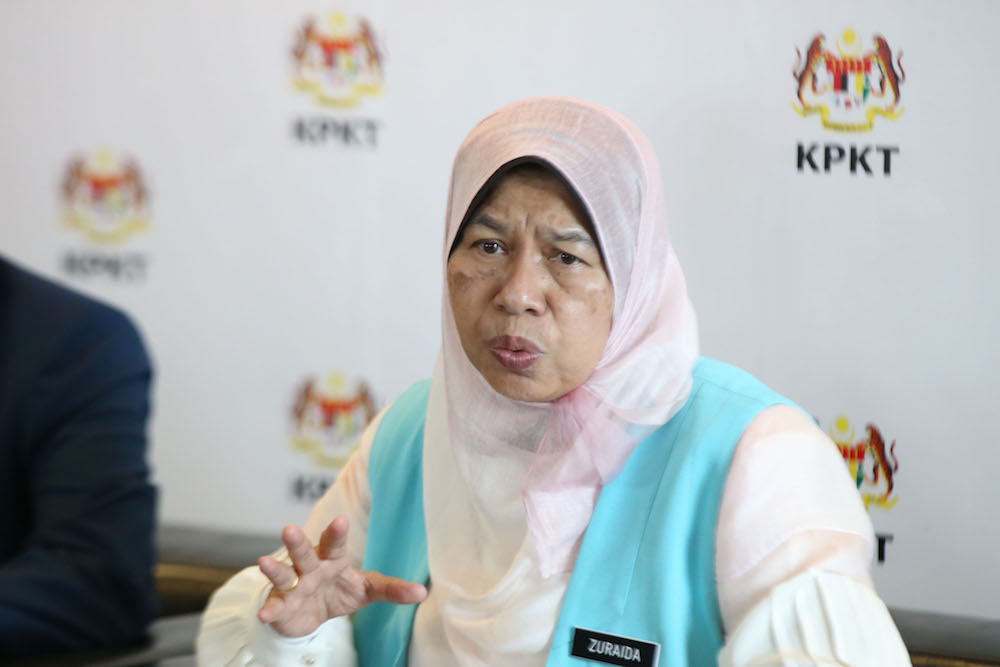 Minister of Housing and Local Government Zuraida Kamaruddin gives a press conference at the KPKT building in Putrajaya June 26, 2018. u00e2u20acu201d Picture by Azinuddin Ghazali