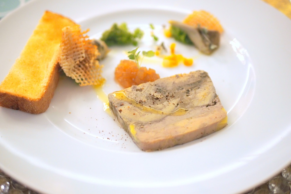 The Classic Laddie was paired with a rich-tasting 'foie gras' served with artichokes and pear chutney. 