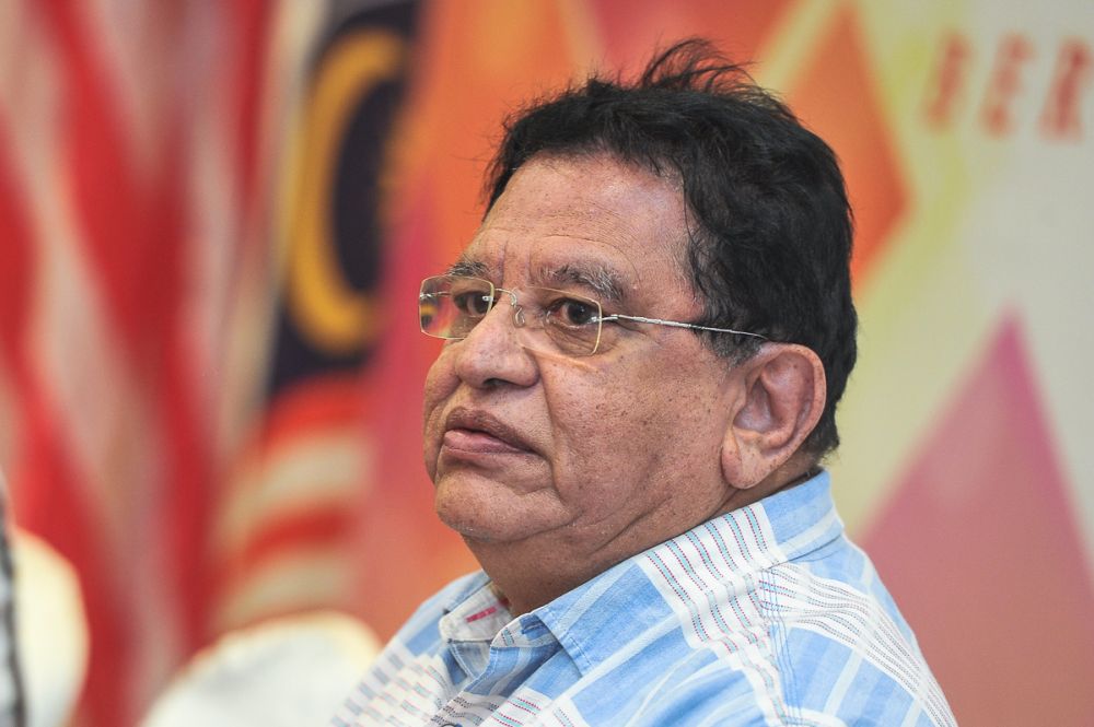 Umno secretary-general Datuk Seri Tengku Adnan Tengku Mansor speaks during a press conference at the Putra World Trade Centre in Kuala Lumpur June 30 ,2018. u00e2u20acu2022 Picture by Shafwan Zaidon