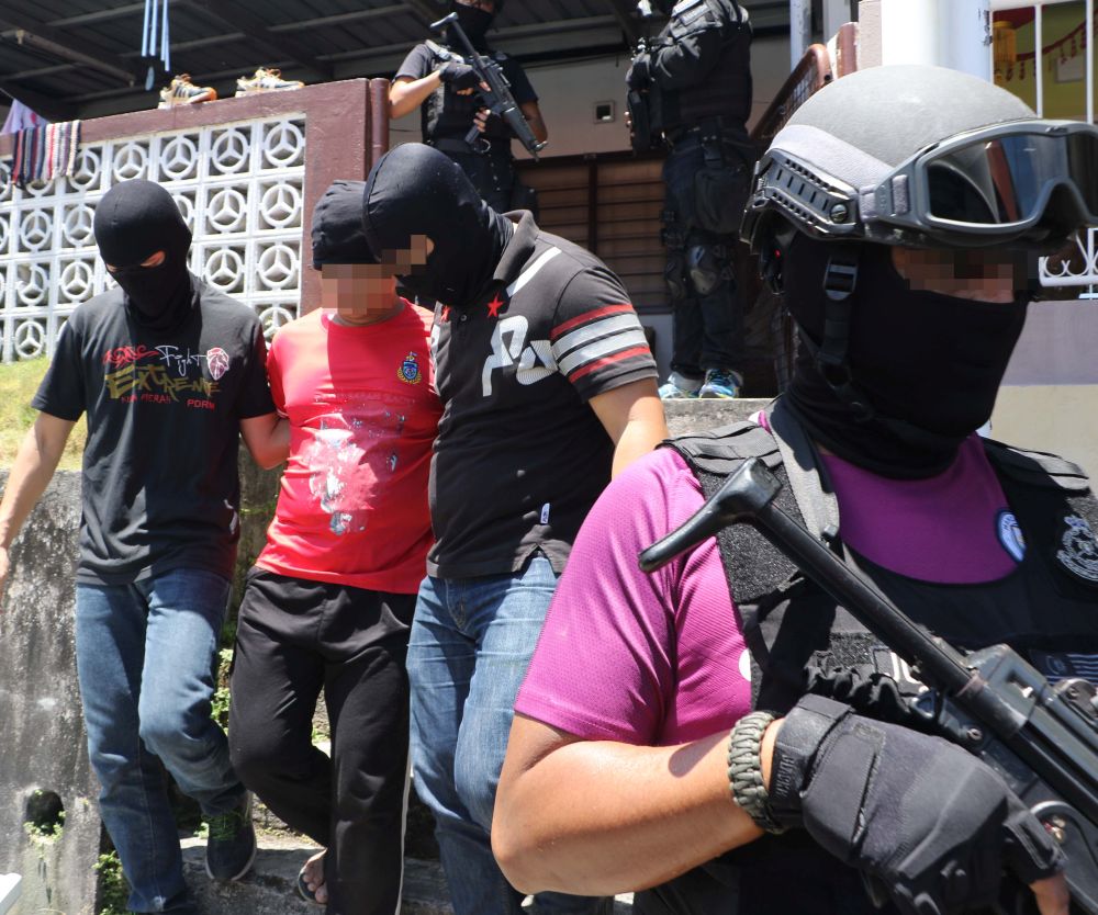 Bukit Amanu00e2u20acu2122s counter-terrorism unit arrested 15 terror suspects who plotted various attacks during GE14. u00e2u20acu201d Picture courtesy of PDRM