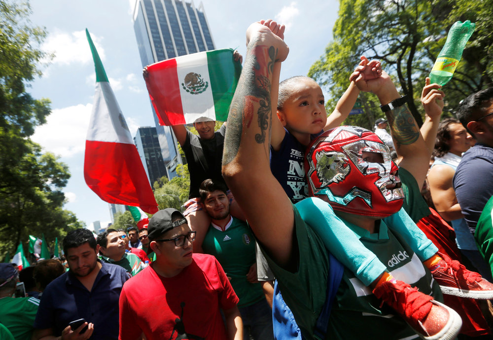 Mexican fans celebrate at the Angel of Independence monument in Mexico City June 17, 2018. u00e2u20acu201d Reuters pic