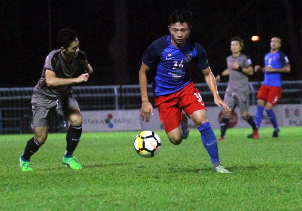 JDT II player Mohamad Khairullah Abdul Halim in action during the match against bottom club Penang at the Pasir Gudang Municipal Council Stadium, June 21, 2018. u00e2u20acu2022 Bernama pic