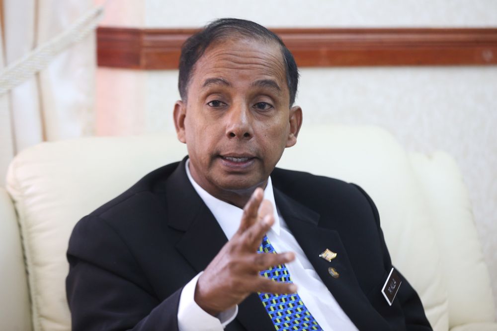 Minister of Human Resources M. Kulasegaran speaks during a press confence about the Hindu Endowment Board and the Tabung Harapan Malaysia fund in Putrajaya June 12, 2018. u00e2u20acu2022 Picture by Azinuddin Ghazali