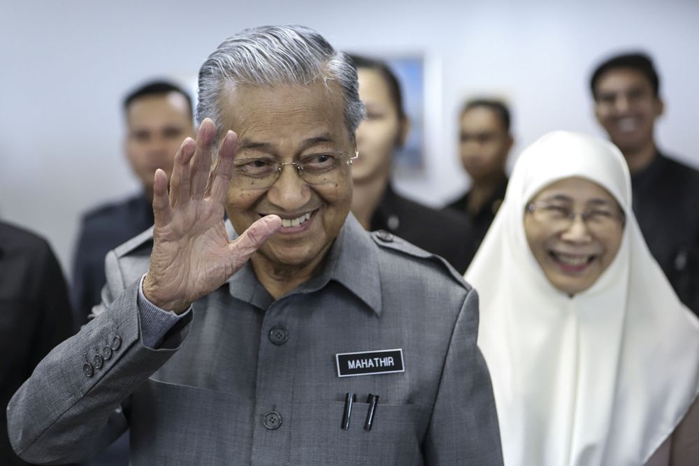 Tun Dr Mahathir Mohamad is pictured at Menara Yayasan Selangor on June 1, 2018. u00e2u20acu201d Picture by Azneal Ishak