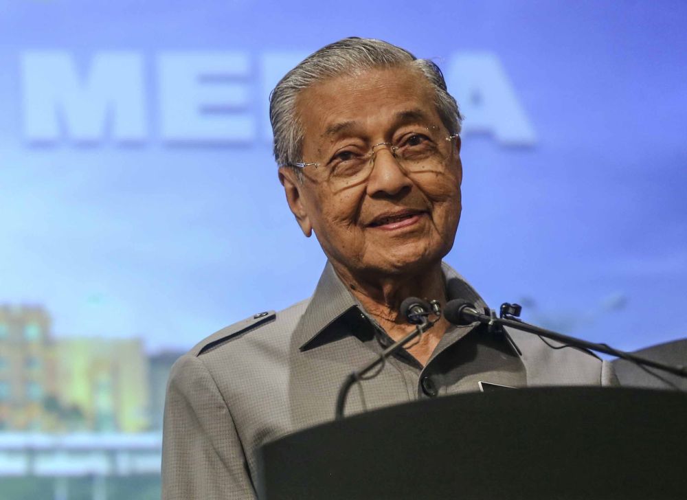 Prime Minister Tun Dr Mahathir Mohamad speaks during a press conference at the Perdana Putra Complex in Putrajaya June 8, 2018. u00e2u20acu201d Picture by Firdaus Latif