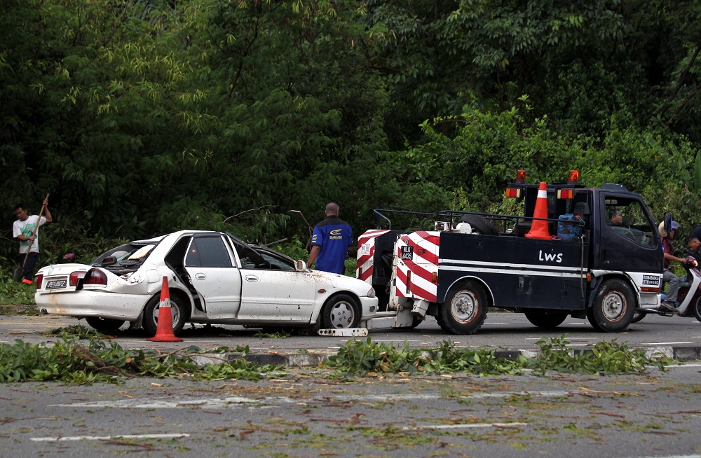 It is distressing to note that thereu00e2u20acu2122s always a high number of such mishaps during the Eid period. u00e2u20acu201d Picture by Farhan Najib