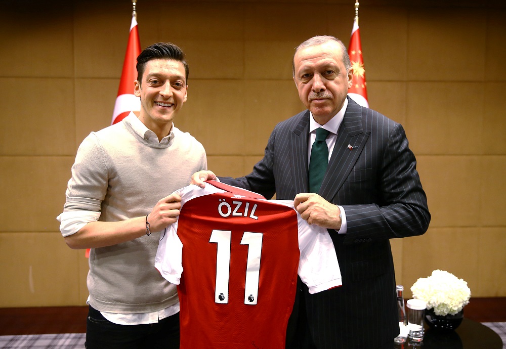 Turkish President Tayyip Erdogan meets with Arsenalu00e2u20acu2122s football player Mesut Ozil in London, Britain May 13, 2018. Picture taken May 13, 2018. u00e2u20acu201d Reuters pic