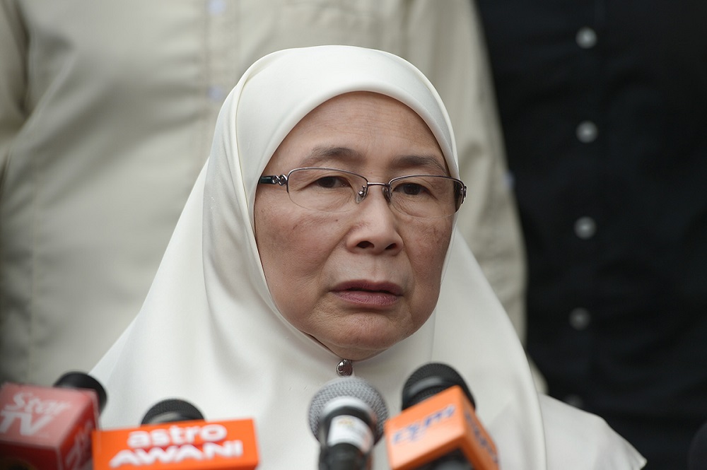 Deputy Prime Minister Datuk Seri Dr Wan Azizah Wan Ismail speaks during a press conference in Setiawangsa July 1 2018. u00e2u20acu201d Picture by Mukhriz Hazim