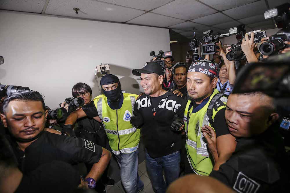 Datuk Seri Jamal Yunos arrives at Ampang Court Complex in Selangor July 5, 2018. u00e2u20acu201d Picture by Firdaus Latif