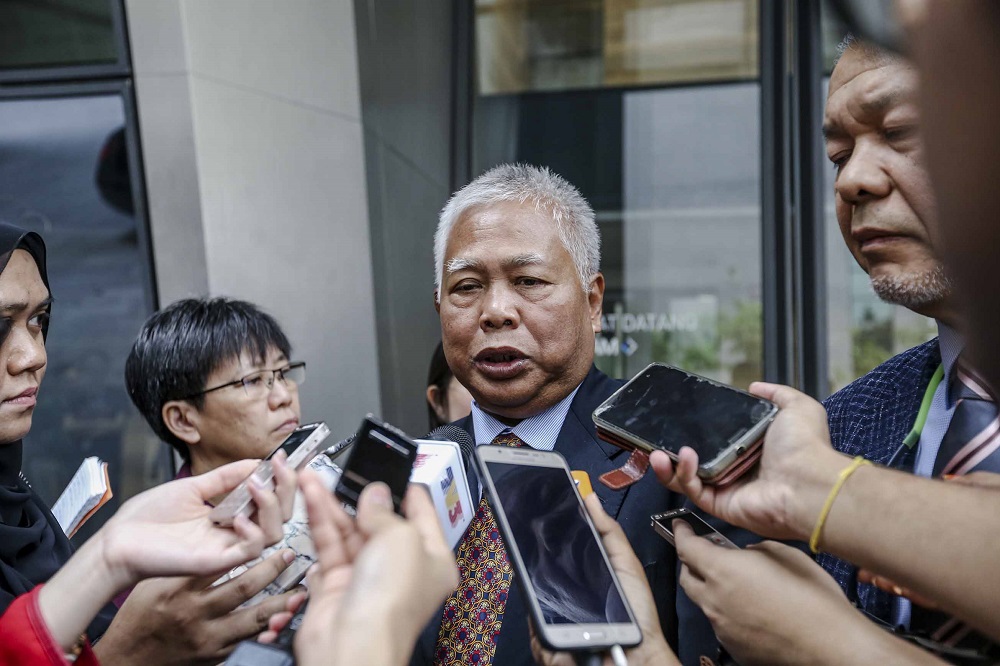 The Malaysian Employers Federation executive director Datuk Shamsuddin Bardan speaks to reporters outside the Ilham Tower in Kuala Lumpur July 6, 2018. u00e2u20acu201d Picture by Firdaus Latif