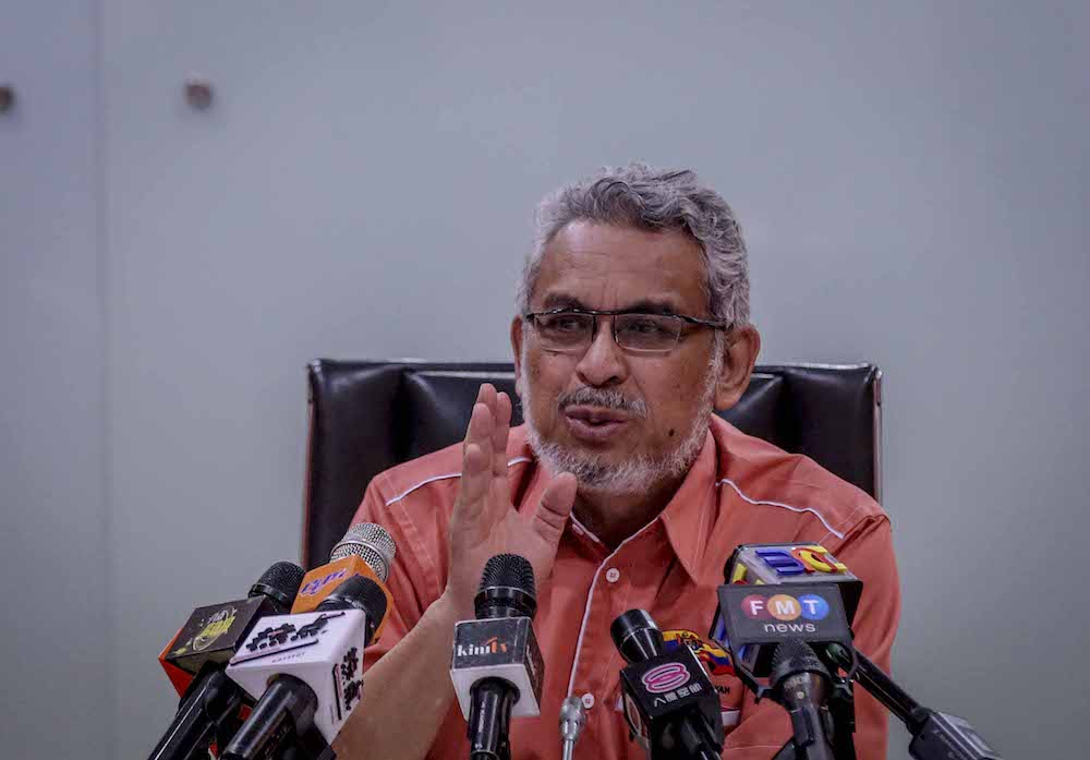 Federal Territories Minister Khalid Abdul Samad speaks during a press conference at Kuala Lumpur City Hall in Kuala Lumpur July 9, 2018. u00e2u20acu201d Picture by Firdaus Latif