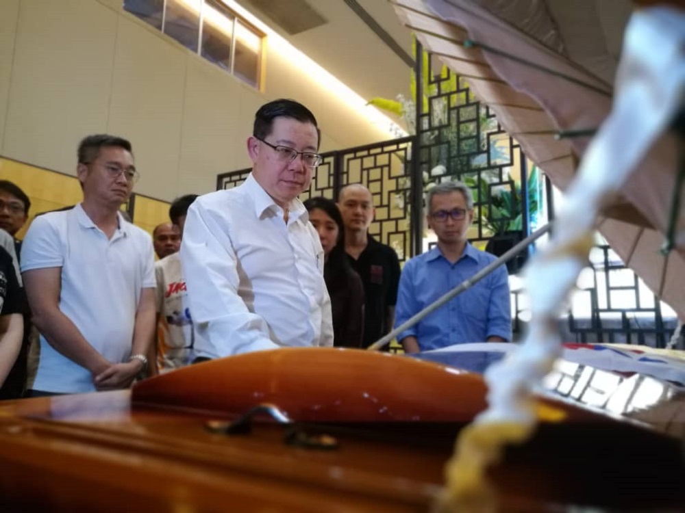 DAP secretary-general Lim Guan Eng at Eddie Ng Tien Chee's wake in Kuala Lumpur July 20, 2018. u00e2u20acu201d Picture courtesy of DAP