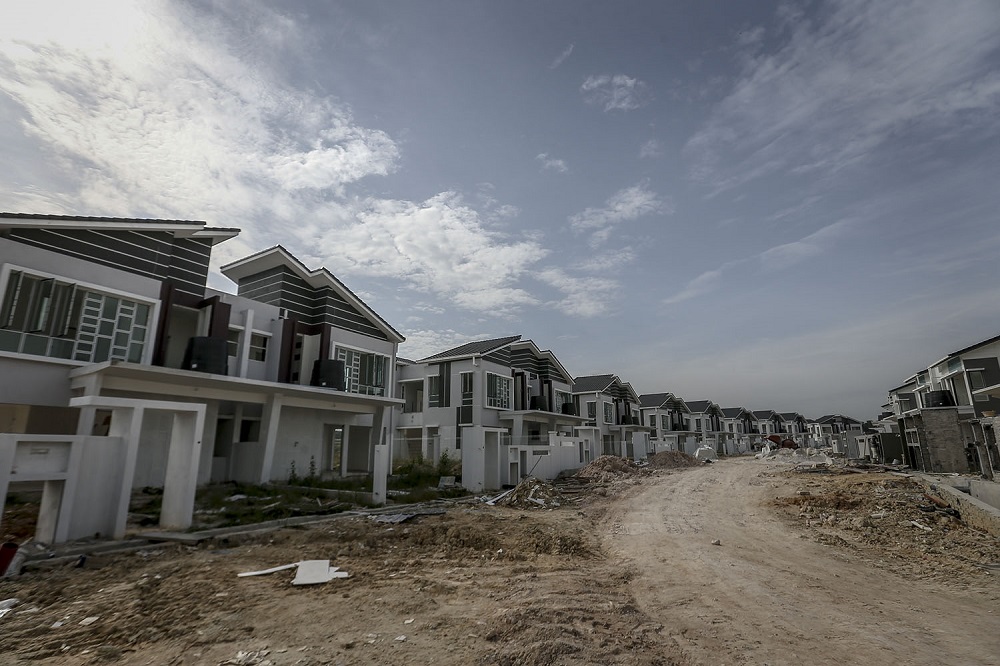 One of the PKNS housing developments in Bernam Jaya which showcases two and two-and-a-half storey link houses. u00e2u20acu201d Picture by Hari Anggara